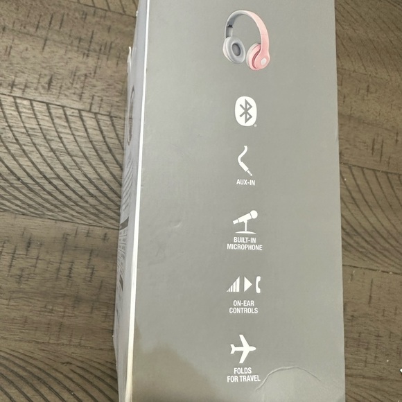 New iLive Wireless Headphones Bluetooth Matte Finish - Picture 5 of 9